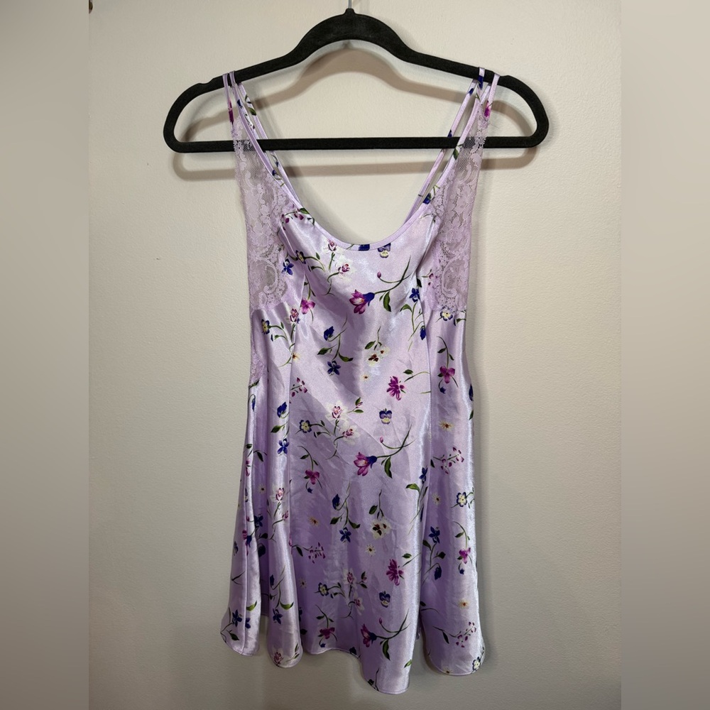 Vintage Victoria’s Secret Floral Lavender dress - Picture 2 of 5